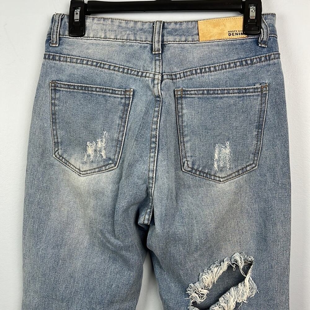 Nasty Gal heavily distressed high waisted jeans - Picture 9 of 12